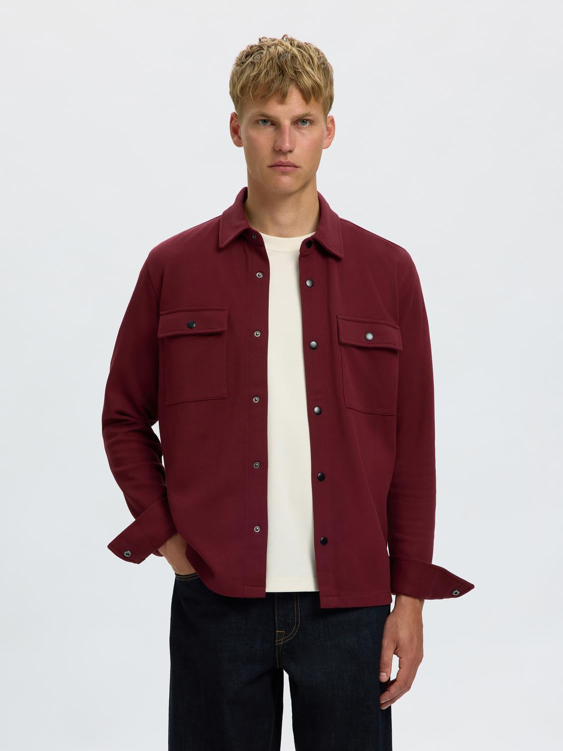model_shot-front